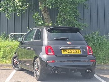 Used Abarth 695 2023 for sale - 78723708: Photo