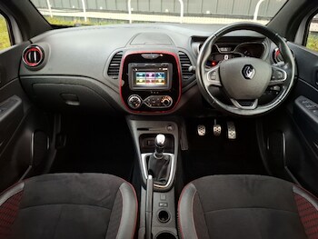 Used Renault Captur 2019 for sale - 77289650: Photo