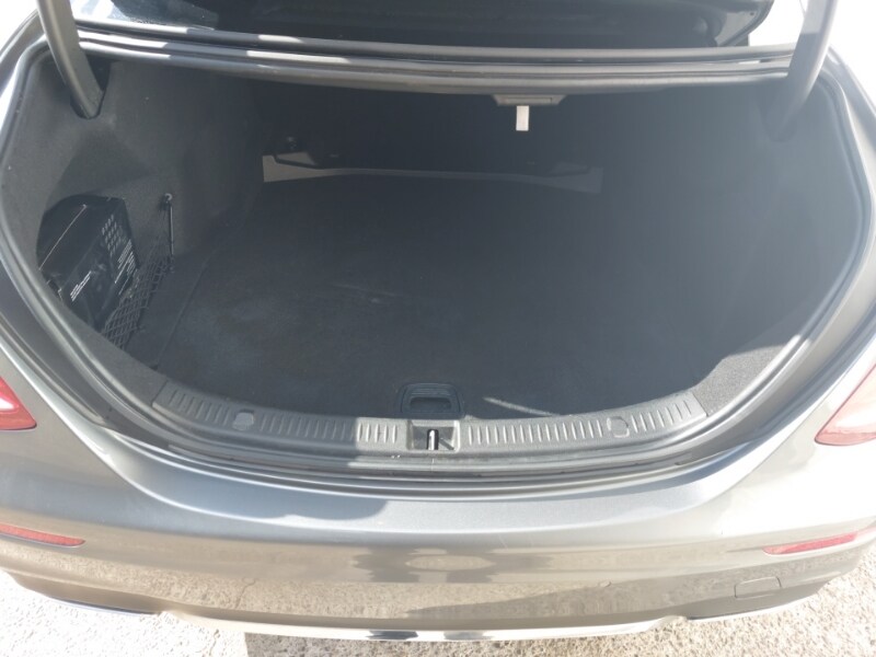 Used Mercedes-Benz E Class 2018 for sale - 77816280: Photo 8