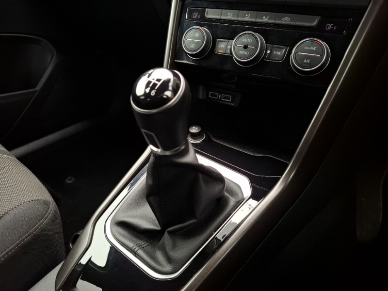 Used Volkswagen T-Roc 2019 for sale - 77939115: Photo 14