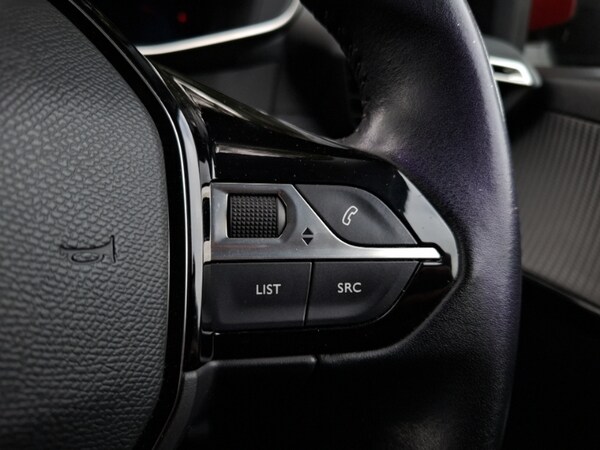 Used Peugeot 208 2021 for sale - 76213174: Photo 18