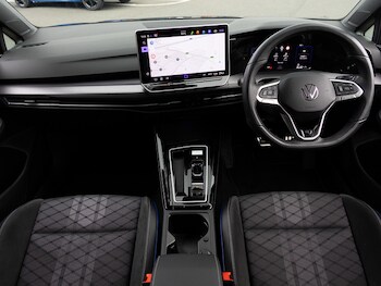 Used Volkswagen Golf 2024 for sale - 77822938: Photo