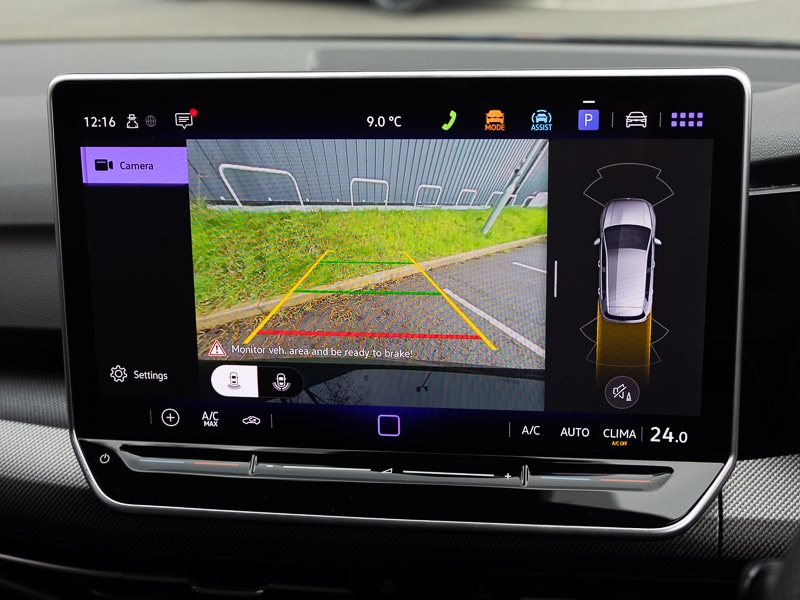 Used Volkswagen Golf 2024 for sale - 77822938: Photo 9