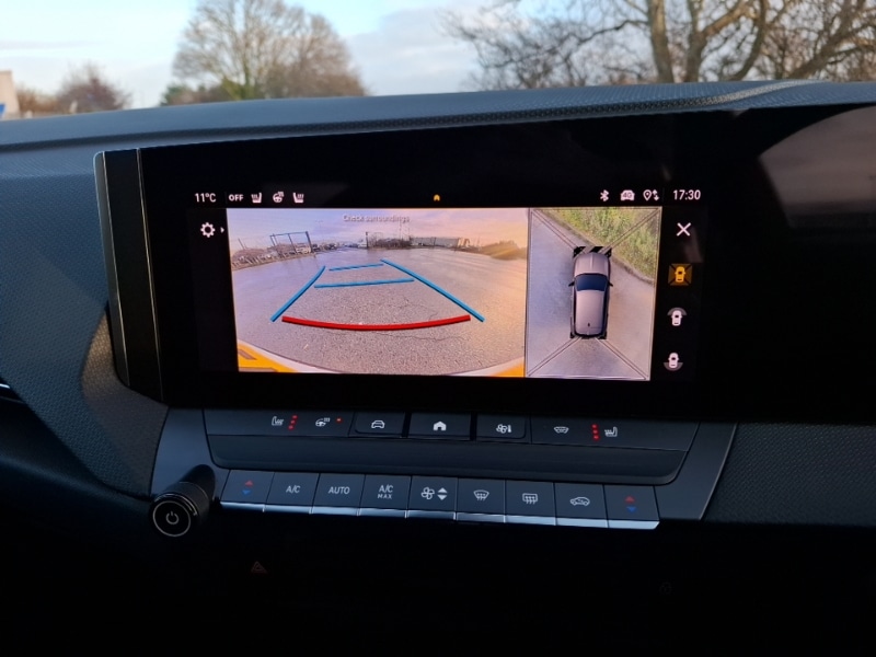 Used Vauxhall Astra 2023 for sale - 76906659: Photo 10