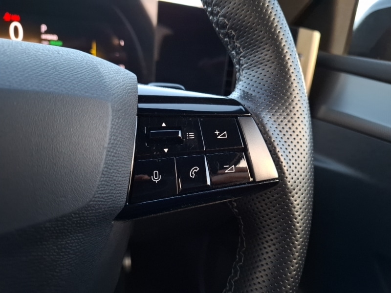 Used Vauxhall Astra 2023 for sale - 76906659: Photo 18