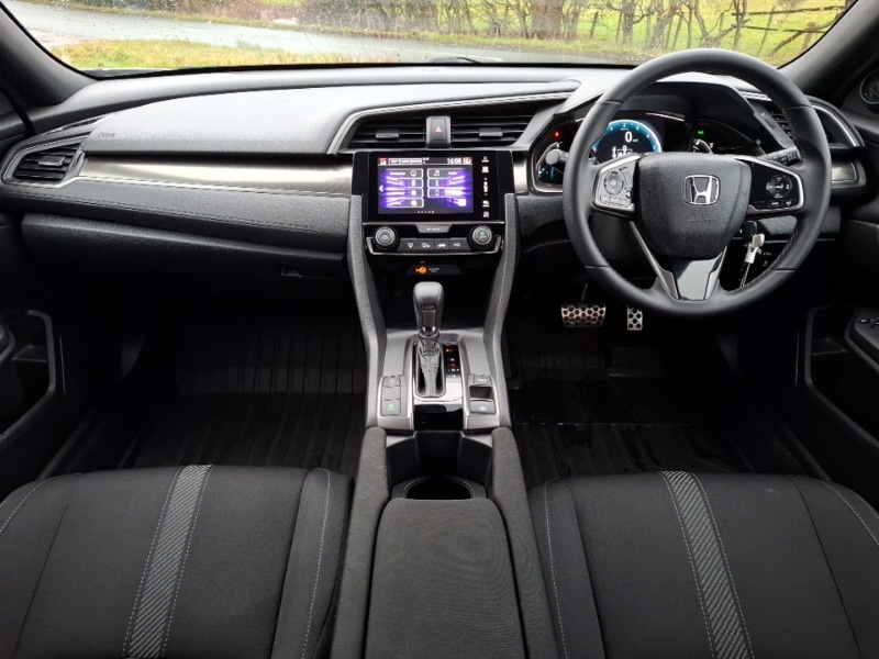 Used Honda Civic 2017 for sale - 77466357: Photo 2