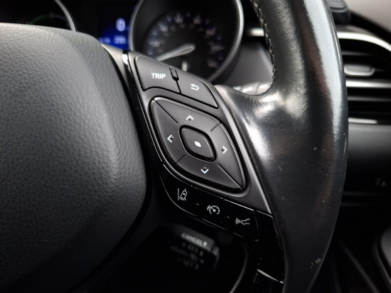 Used Toyota C-HR 2018 for sale - 77405186: Photo 18