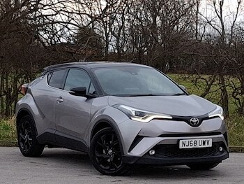Used Toyota C-HR 2018 for sale - 77329762: Photo