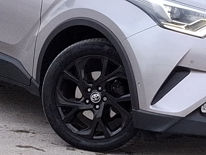 Used Toyota C-HR 2018 for sale - 77329762: Photo 9