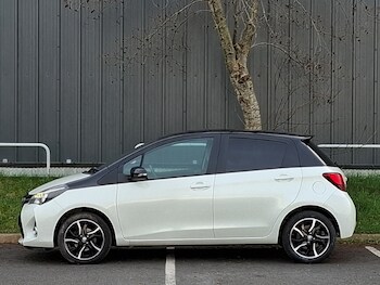 Used Toyota Yaris 2016 for sale - 77969198: Photo