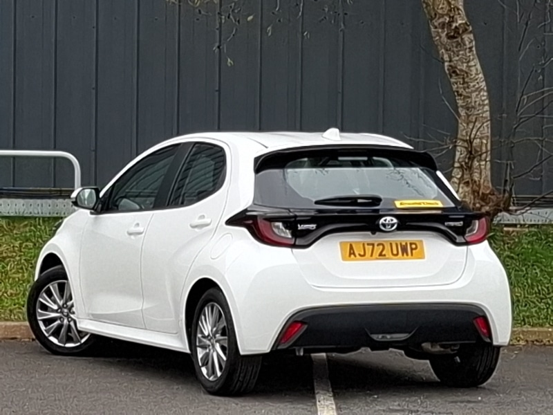 Used Toyota Yaris 2023 for sale - 77605776: Photo 3