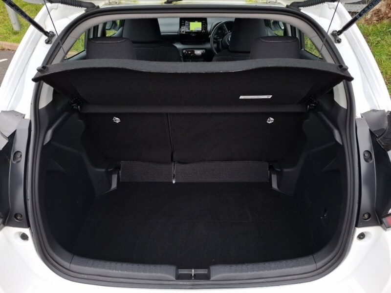 Used Toyota Yaris 2023 for sale - 77605776: Photo 8