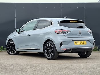 Used Renault Clio 2025 for sale - 79610550: Photo