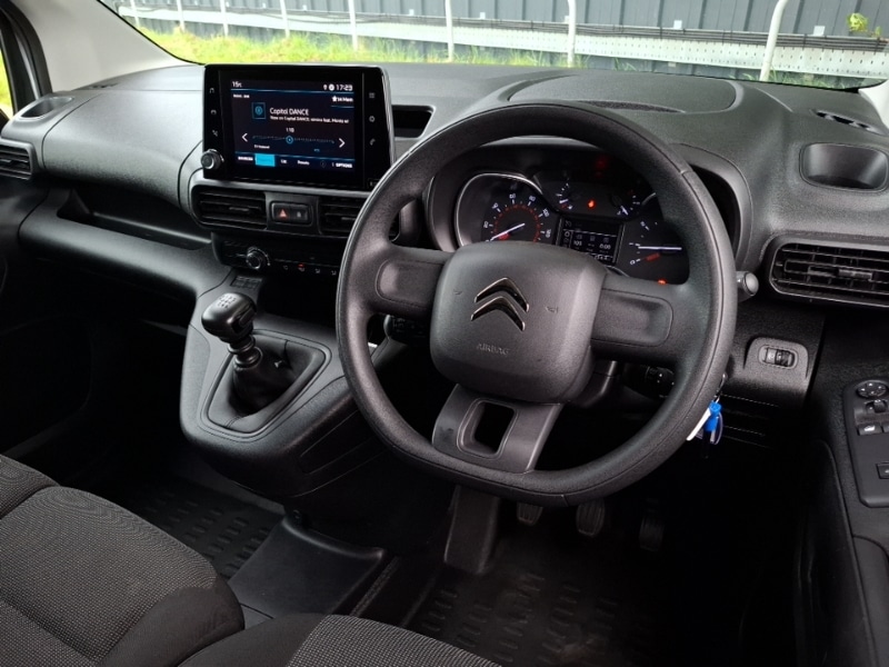 Used Citroen Berlingo 2024 for sale - 76365533: Photo 2