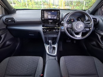 Used Toyota Yaris Cross 2022 for sale - 75695514: Photo