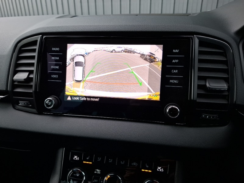 Used Skoda Karoq 2024 for sale - 76839160: Photo 10