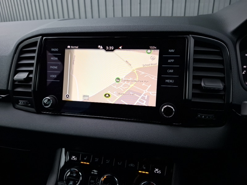 Used Skoda Karoq 2024 for sale - 76839160: Photo 11