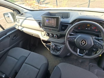 Used Renault Trafic 2024 for sale - 79513679: Photo