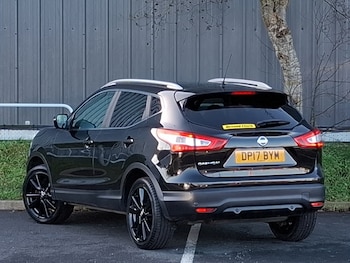 Used Nissan Qashqai 2017 for sale - 77352558: Photo