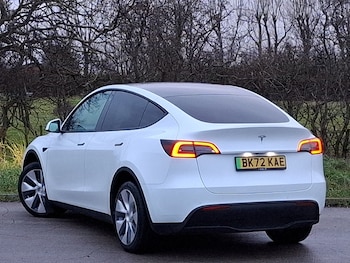 Used Tesla Model Y 2022 for sale - 76925239: Photo