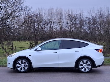 Used Tesla Model Y 2022 for sale - 76925239: Photo