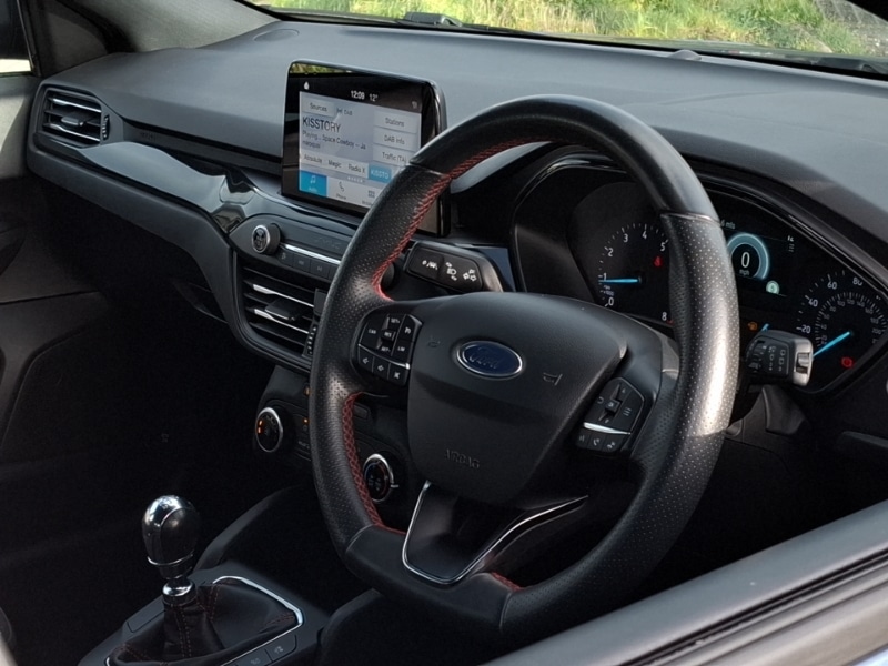 Used Ford Focus 2020 for sale - 76920383: Photo 12