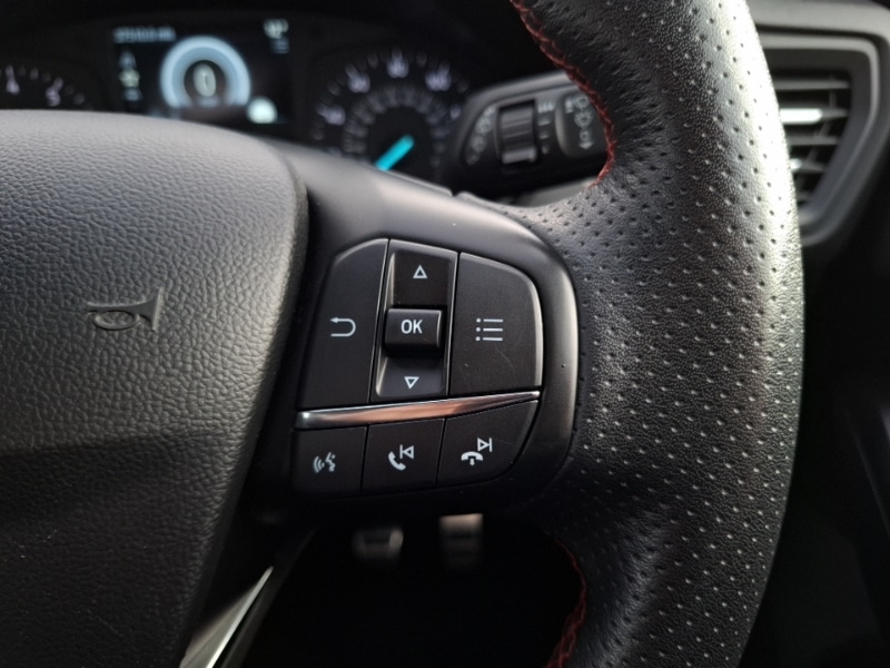 Used Ford Focus 2020 for sale - 76920383: Photo 18