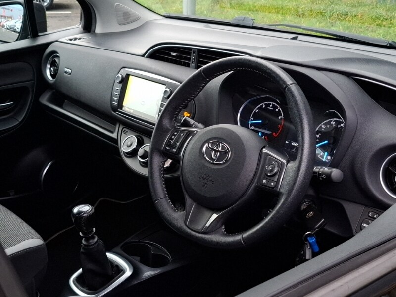 Used Toyota Yaris 2020 for sale - 77563039: Photo 12