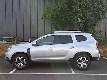 Used Dacia Duster 2022 for sale - 79534630: Photo