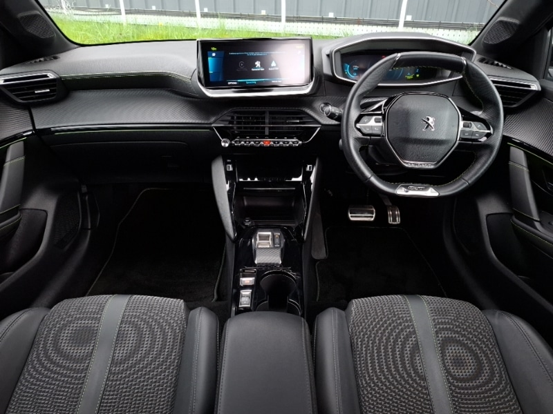 Used Peugeot 208 2023 for sale - 78125863: Photo 2