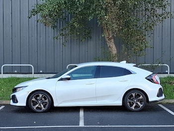 Used Honda Civic 2019 for sale - 76414846: Photo