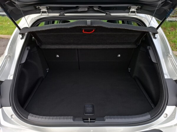 Used Toyota Corolla 2021 for sale - 76187895: Photo 8