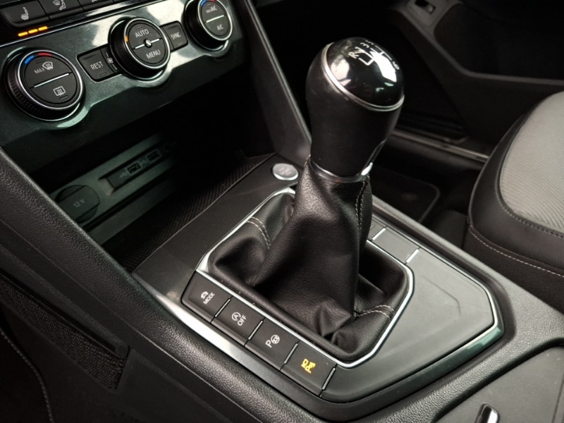 Used Volkswagen Tiguan 2019 for sale - 76614198: Photo 14