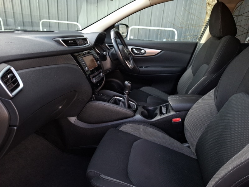 Used Nissan Qashqai 2018 for sale - 77751123: Photo 5