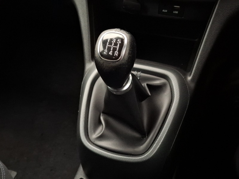 Used Hyundai i10 2018 for sale - 76928496: Photo 16