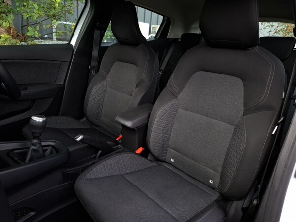 Used Renault Clio 2021 for sale - 76183597: Photo 15