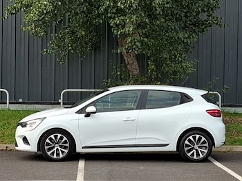 Used Renault Clio 2021 for sale - 76183597: Photo 4