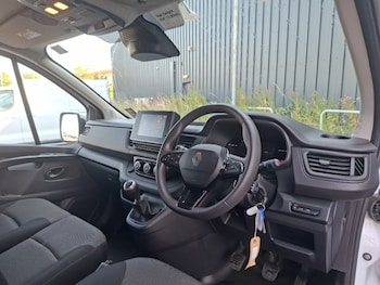 Used Renault Trafic 2024 for sale - 79310924: Photo