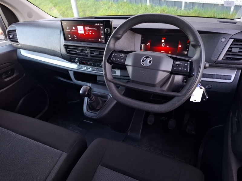 Used Vauxhall Vivaro 2024 for sale - 77837480: Photo 2
