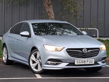 2018 - 1.5T SRi Vx-line Nav 5dr