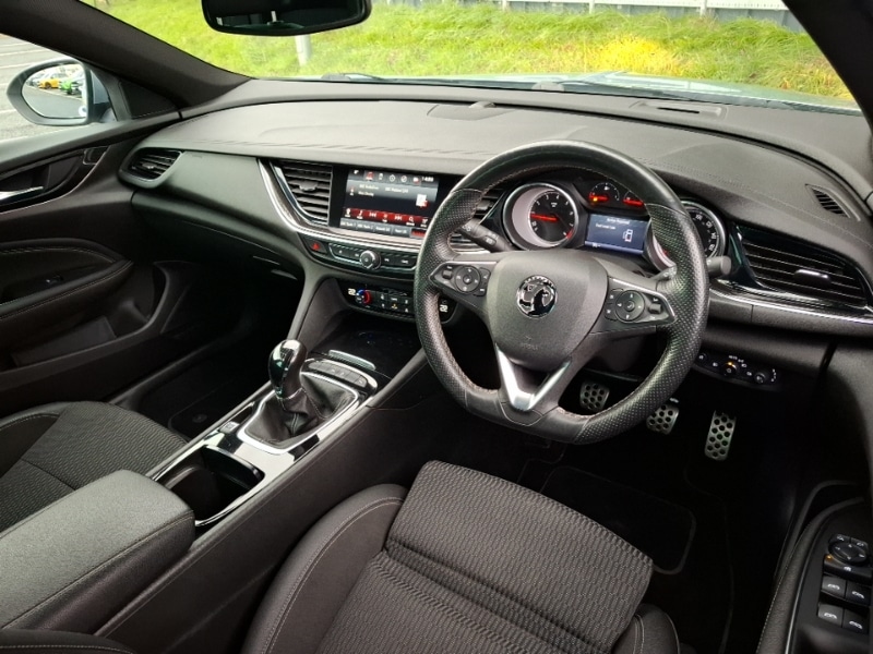 Used Vauxhall Insignia 2018 for sale - 76687736: Photo 2