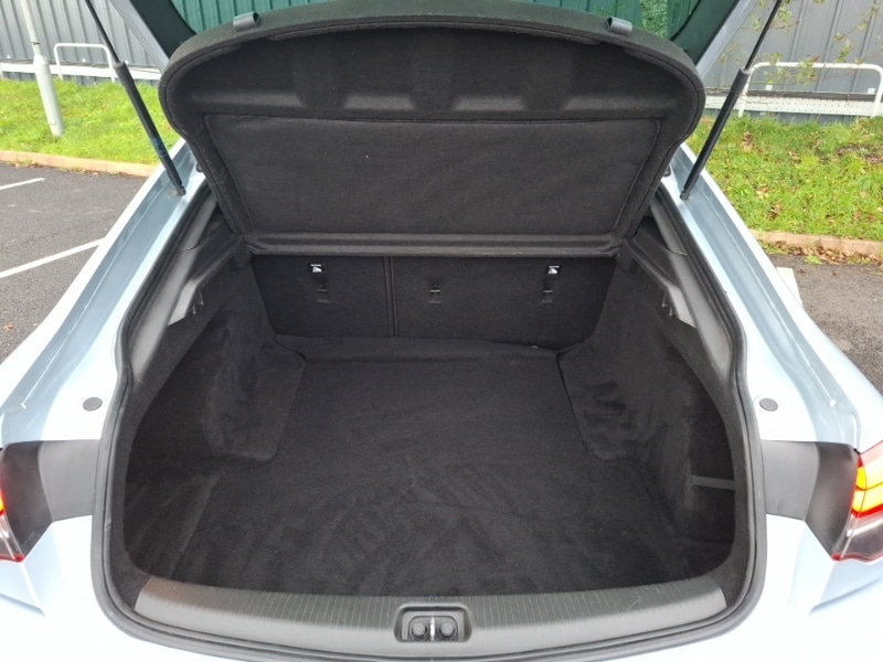 Used Vauxhall Insignia 2018 for sale - 76687736: Photo 8