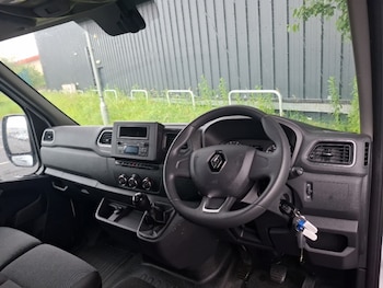 Used Renault Master 2023 for sale - 78770925: Photo
