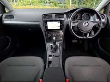 Used Volkswagen Golf 2019 for sale - 75326699: Photo