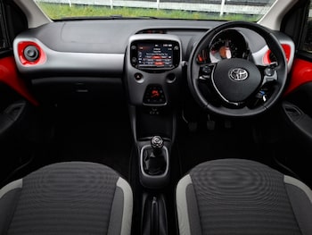 Used Toyota AYGO 2019 for sale - 77689736: Photo