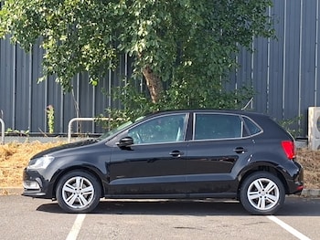 Used Volkswagen Polo 2017 for sale - 79457713: Photo