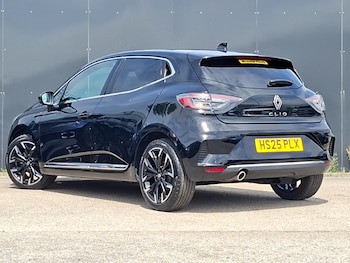 Used Renault Clio 2025 for sale - 79610553: Photo