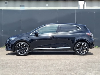 Used Renault Clio 2025 for sale - 79610553: Photo