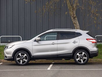 Used Nissan Qashqai 2017 for sale - 77881767: Photo