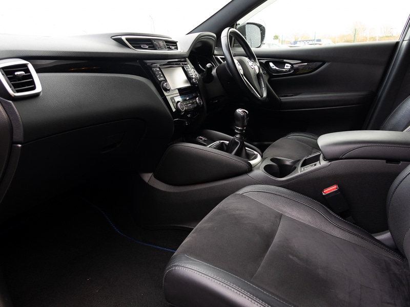 Used Nissan Qashqai 2017 for sale - 77881767: Photo 5